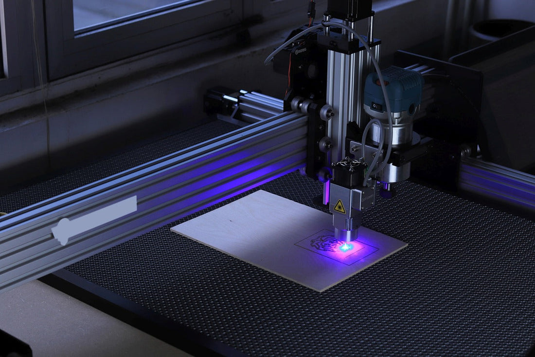 Geld verdienen mit Lasergravur: Tipps für Gründer und Kreative